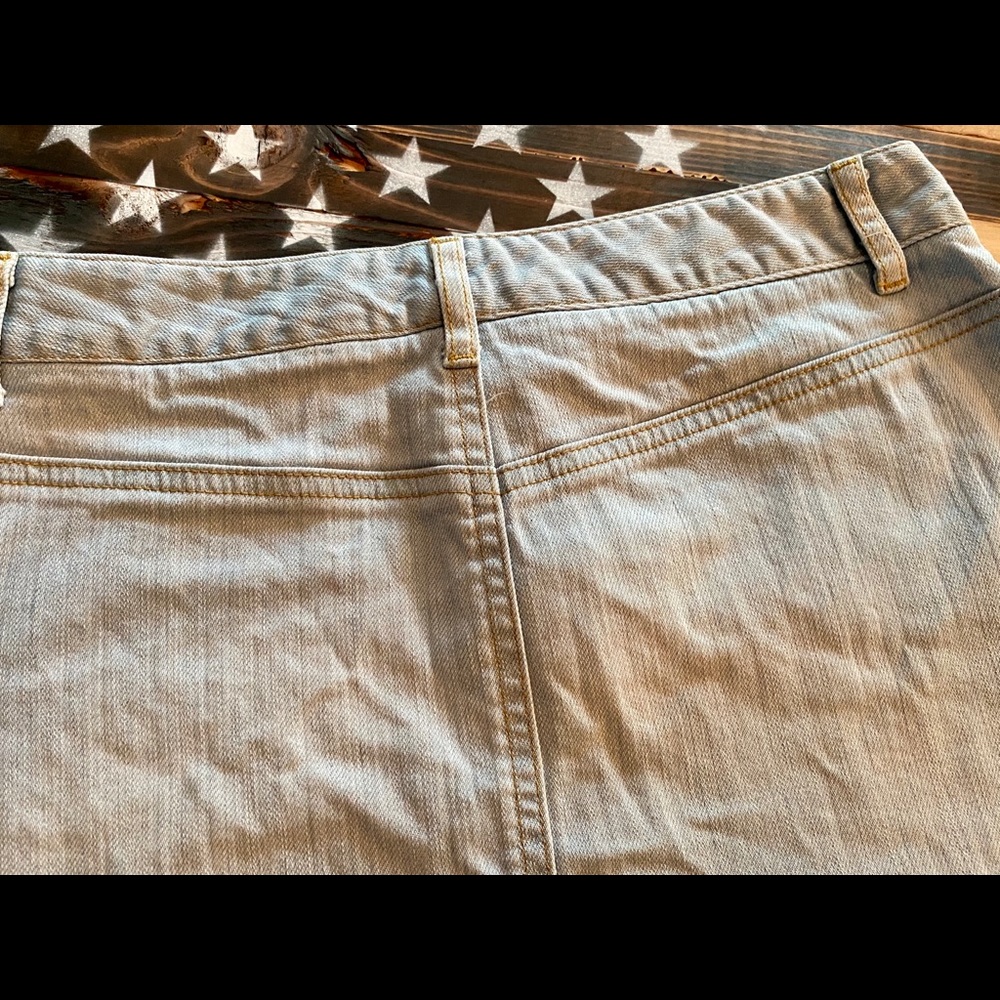 Theory Denim Skirt, Size 4 - Picture 7 of 8